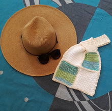 Load image into Gallery viewer, Seabreeze Crochet Knot Tote Bag