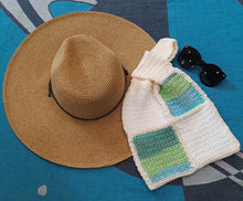 Load image into Gallery viewer, Seabreeze Crochet Knot Tote Bag