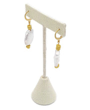 Load image into Gallery viewer, Peridot Color Calcite Bead & Fresh Water Pearl Necklace and Earring Set