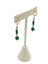 Load image into Gallery viewer, Emerald Green Color Ceramic Bead Stretch Necklace and Earring Set