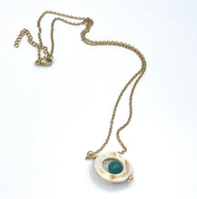 Load image into Gallery viewer, Malachite Bead & Mother of Pearl Jewelry Gift Set