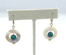 Load image into Gallery viewer, Malachite Bead & Mother of Pearl Jewelry Gift Set