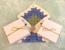 Load image into Gallery viewer, Malachite Bead & Mother of Pearl Jewelry Gift Set