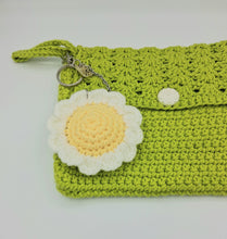 Load image into Gallery viewer, Sunflower Keychain