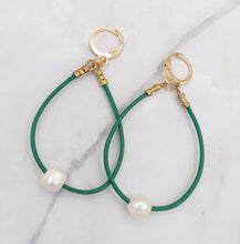 Load image into Gallery viewer, Green Leather and Freshwater Pearl Hoop Earrings