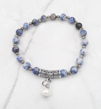 Load image into Gallery viewer, Agate Bead & Freshwater Pearl Stretch Bracelet