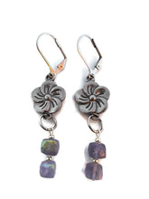 Load image into Gallery viewer, Flora Amethyst Earrings