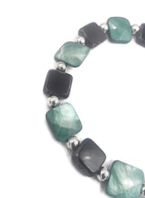 Load image into Gallery viewer, Czech Glass Bead Stretch Bracelet