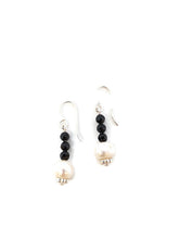 Load image into Gallery viewer, Pearl and Black Spinel Gemstone Bead Earrings