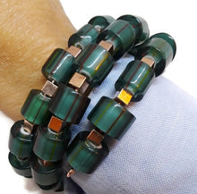 Load image into Gallery viewer, Emerald Green Color Bead Cane Glass Memory Wire Wrap Bracelet