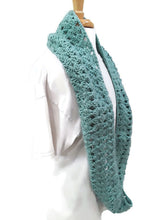 Load image into Gallery viewer, Sage Green Bulky Shell Cowl
