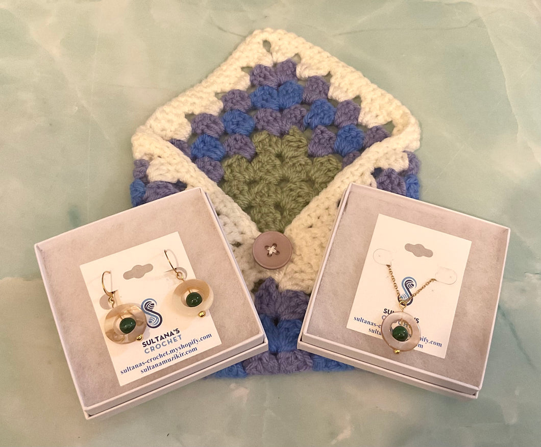 Malachite Bead & Mother of Pearl Jewelry Gift Set