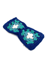 Load image into Gallery viewer, Granny Square Twist Head Warmer
