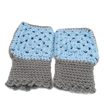 Load image into Gallery viewer, Light Blue &amp; Gray Granny Square Fingerless Gloves
