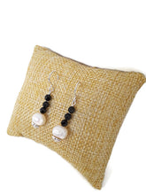 Load image into Gallery viewer, Pearl and Black Spinel Gemstone Bead Earrings
