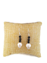 Load image into Gallery viewer, Pearl and Black Spinel Gemstone Bead Earrings
