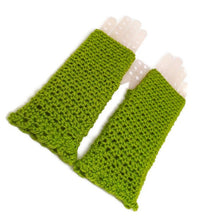 Load image into Gallery viewer, Scalloped Fingerless Gloves - Kiwi
