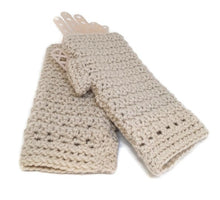 Load image into Gallery viewer, Textured Fingerless Gloves - Ivory
